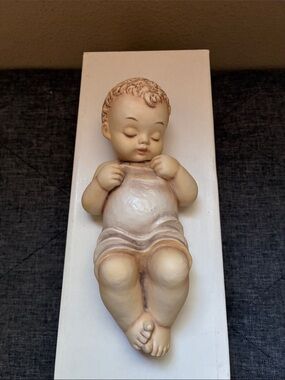 1966 Goebel Hummel Nativity Baby Jesus Figurine